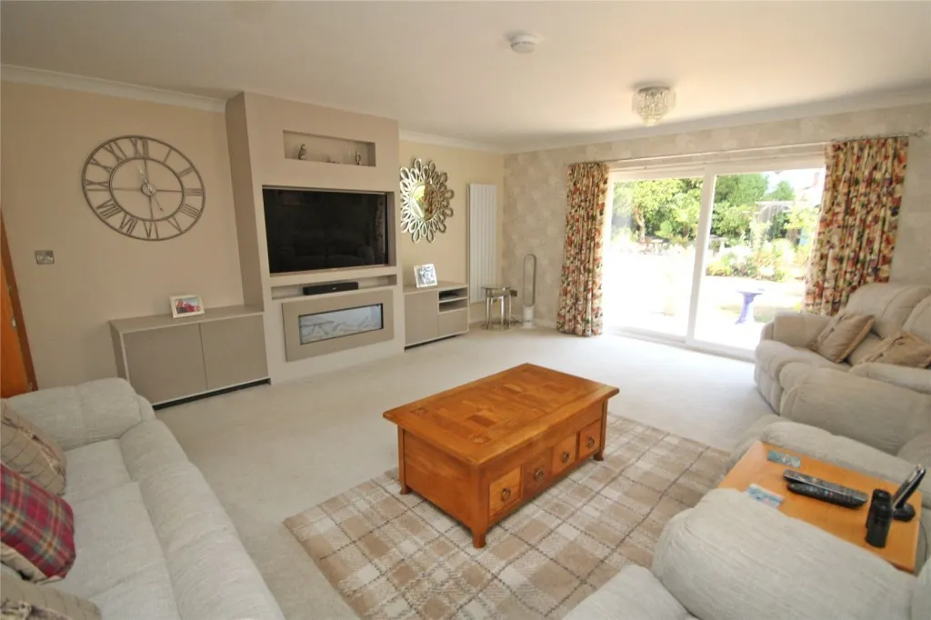 New Milton, Hampshire, photo 3