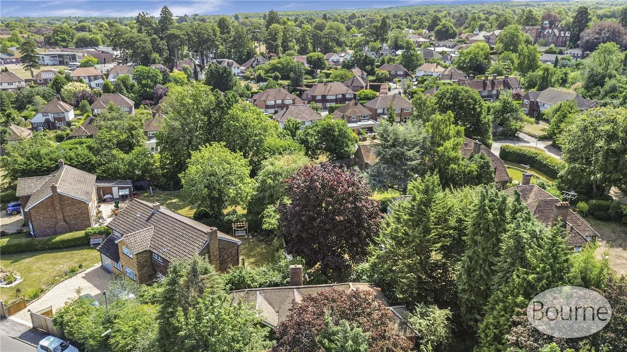 Horseshoe Lane West, Guildford, GU1, photo 28