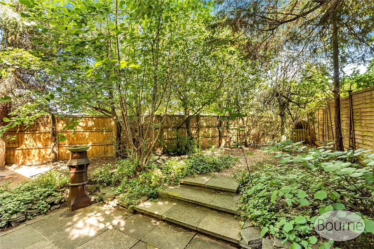 Horseshoe Lane West, Guildford, GU1, photo 24