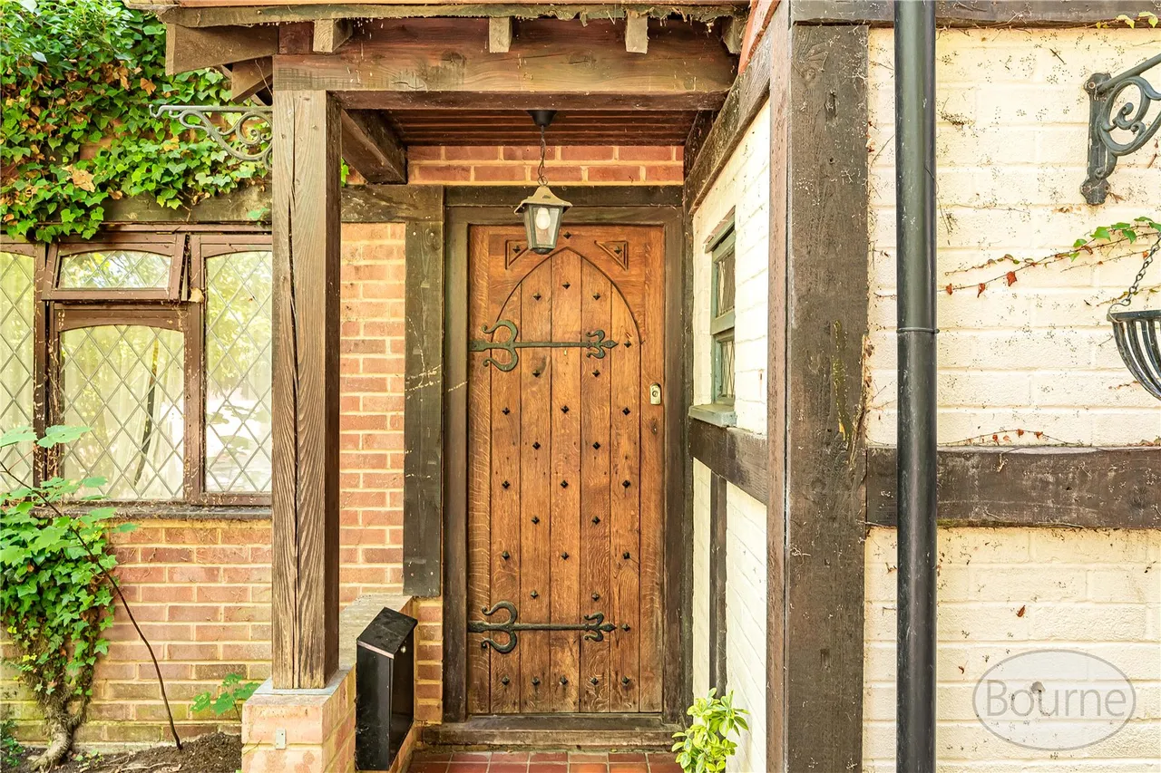 Horseshoe Lane West, Guildford, GU1, photo 30