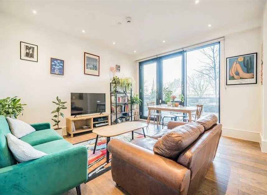 Palmers Road, Bethnal Green, E2, photo 6