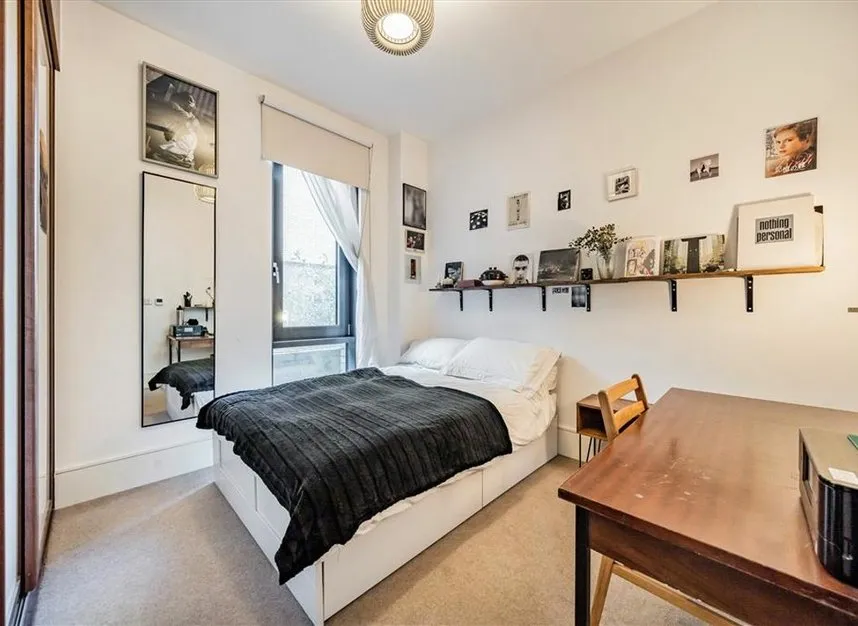 Palmers Road, Bethnal Green, E2, photo 10