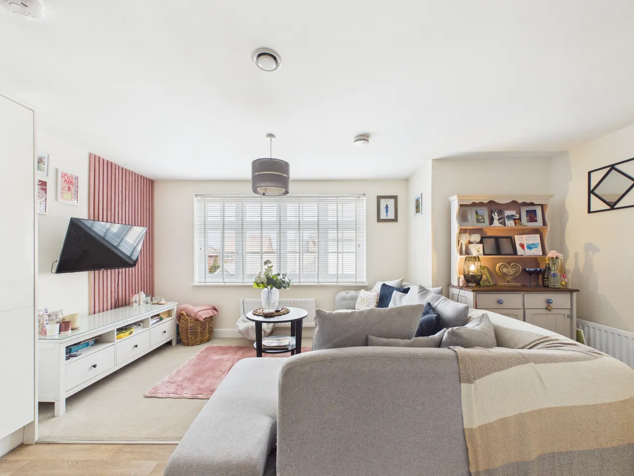 Flat 5, 66 Honeysuckle Avenue, Cheltenham, GL53 0AT, photo 4