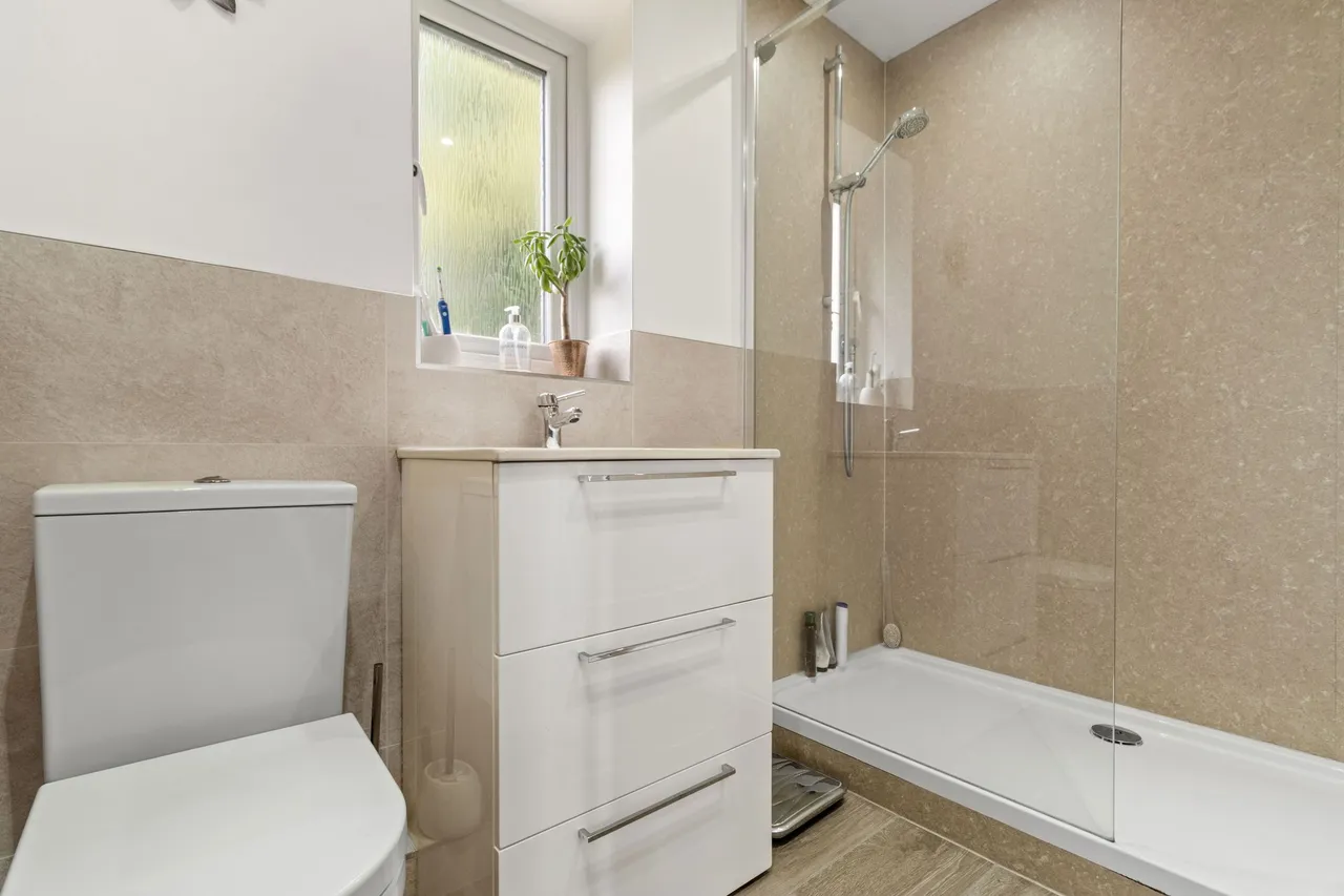 Woodford Close, Thelwall, Warrington, Warrington, WA4 2NA, photo 12