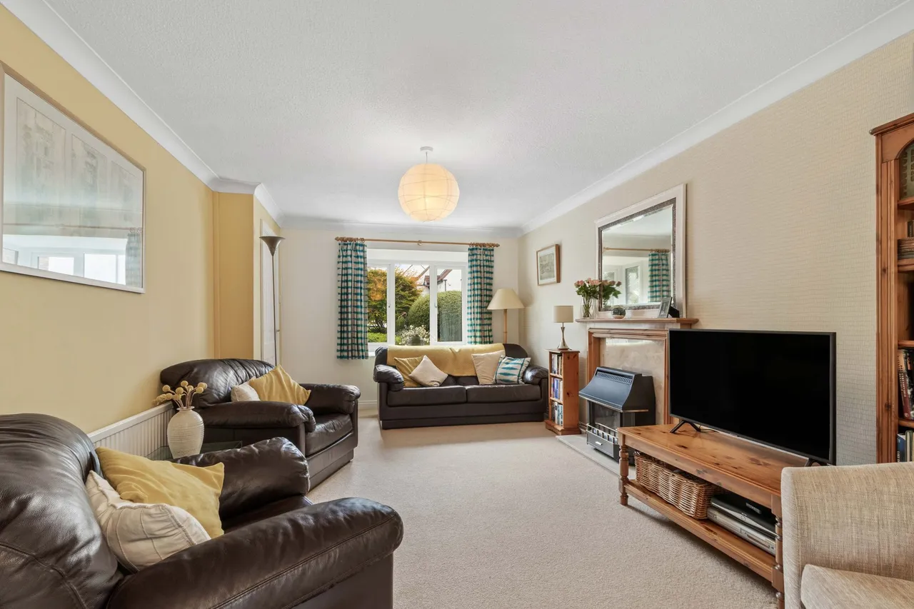 Woodford Close, Thelwall, Warrington, Warrington, WA4 2NA, photo 5