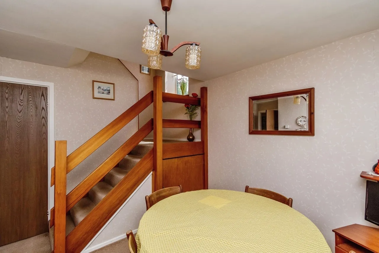 St. Lukes Close, Cannock, Staffordshire, WS11, photo 6