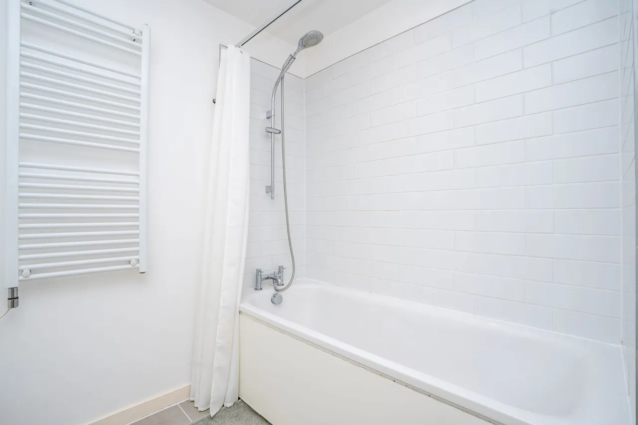 The Avenue, Leeds, LS9, photo 11