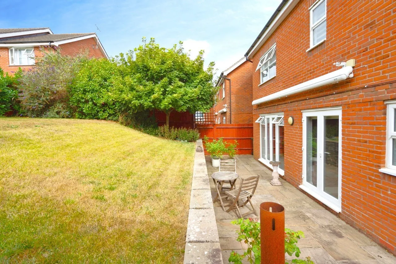 Dean Way, Storrington, RH20, photo 11