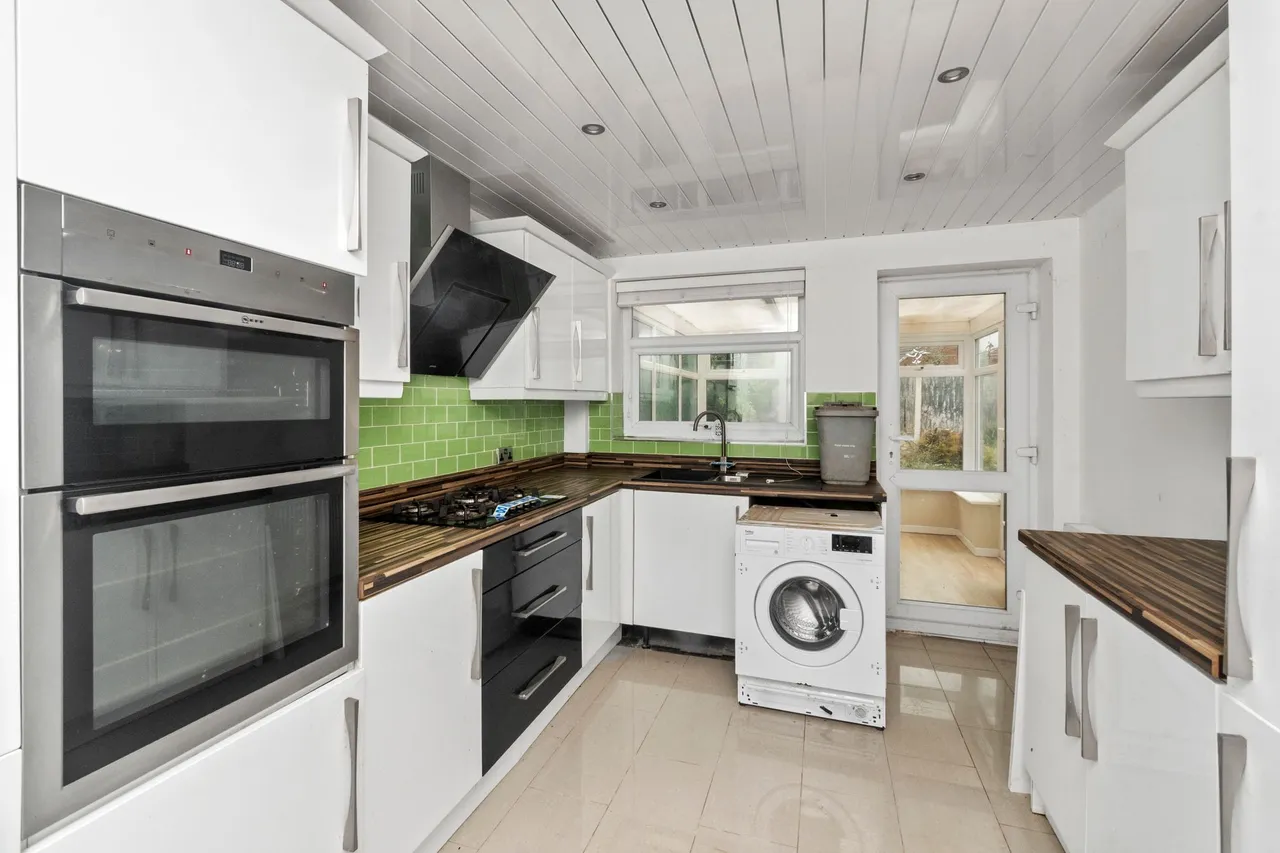 Peebles Avenue, St. Helens, WA11, photo 3