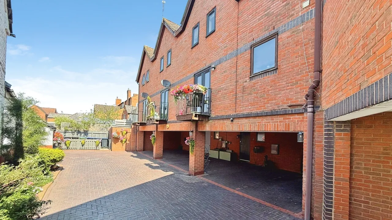 Thorpe Mews, Wellesbourne, Warwick, photo 4