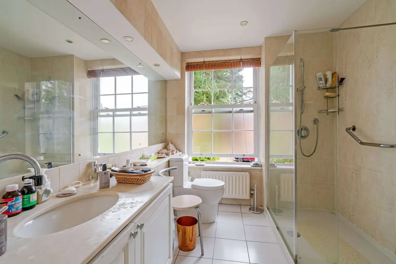 Cross Road, Sunningdale, Berkshire, SL5 9RU, photo 8