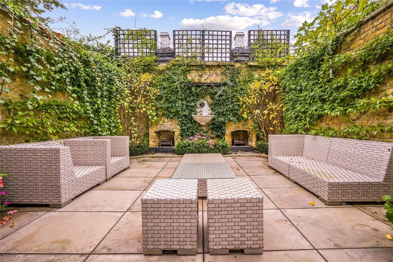 Chester Row, Belgravia, SW1W, photo 2