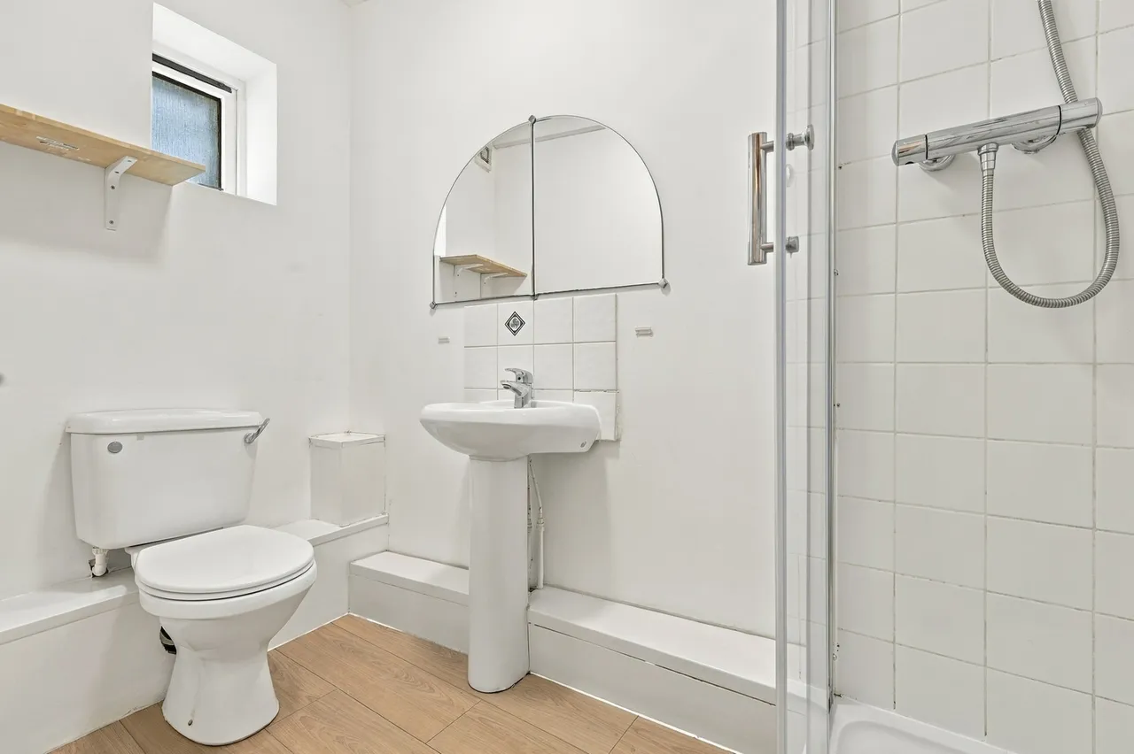 Gatcombe Road, Silvertown, E16, photo 18
