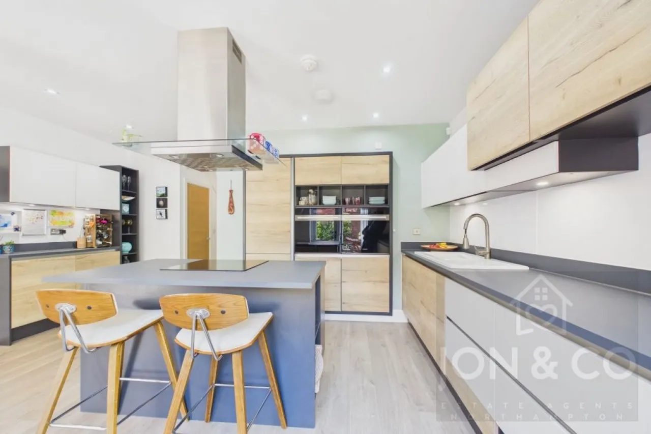 Forester Road, Moulton, NN3, photo 10