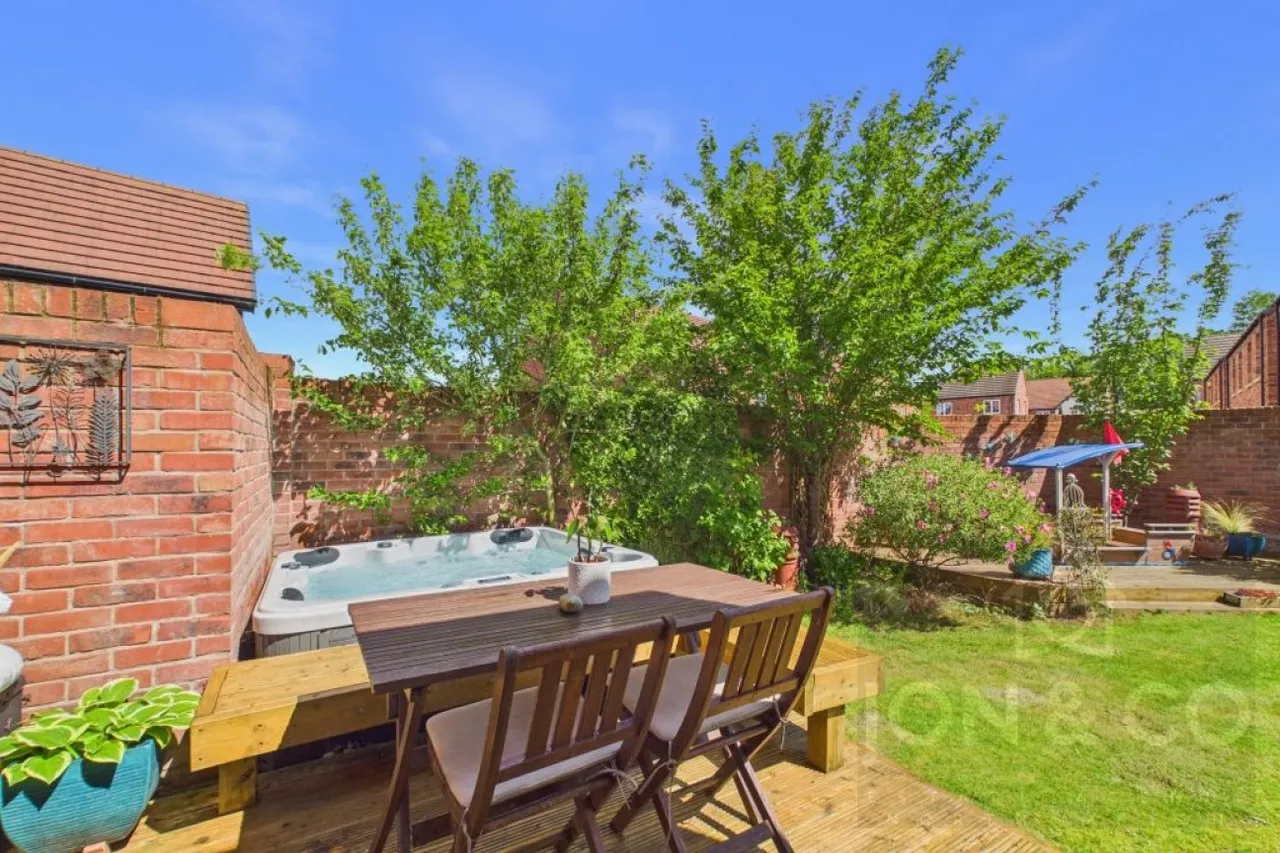 Forester Road, Moulton, NN3, photo 6