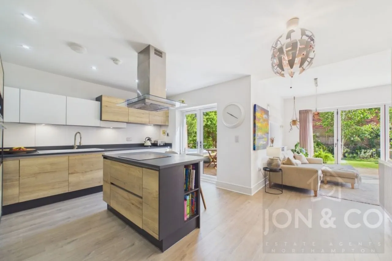 Forester Road, Moulton, NN3, photo 8
