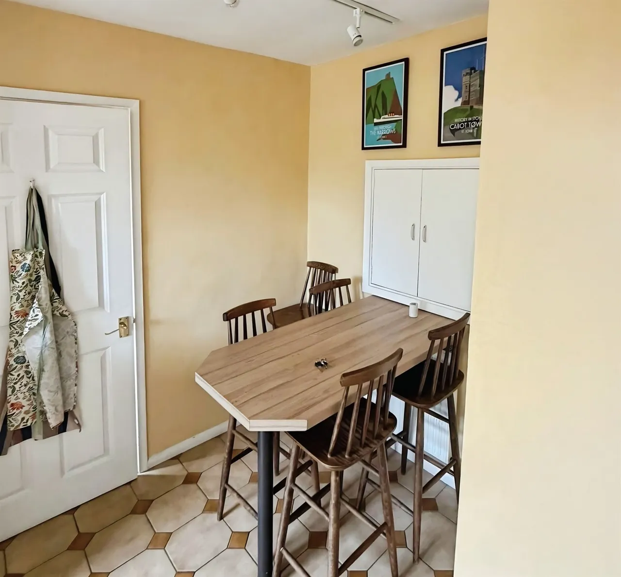 Brendon Close, Oldland Common, BS30, photo 6