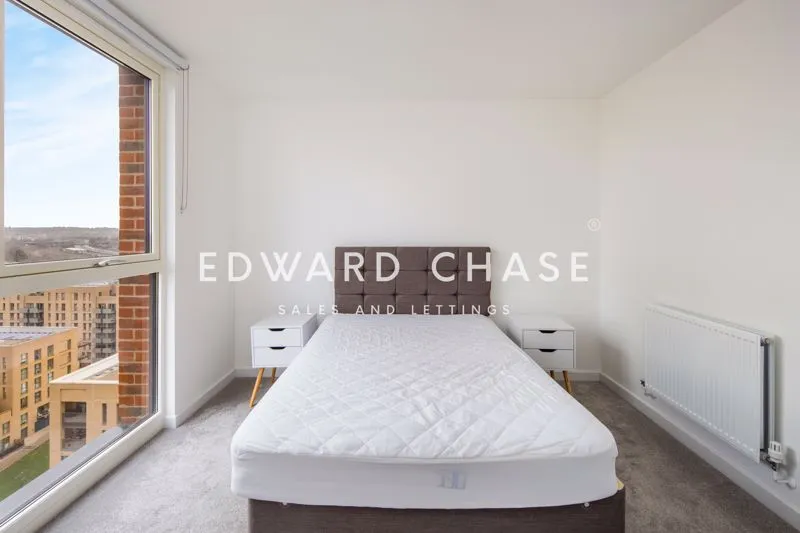 Shearwater Drive, London, NW9, photo 15