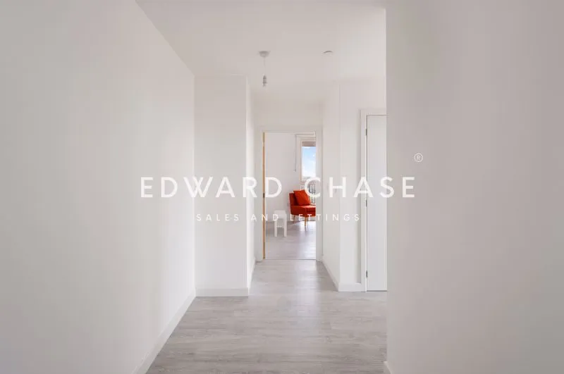 Shearwater Drive, London, NW9, photo 2