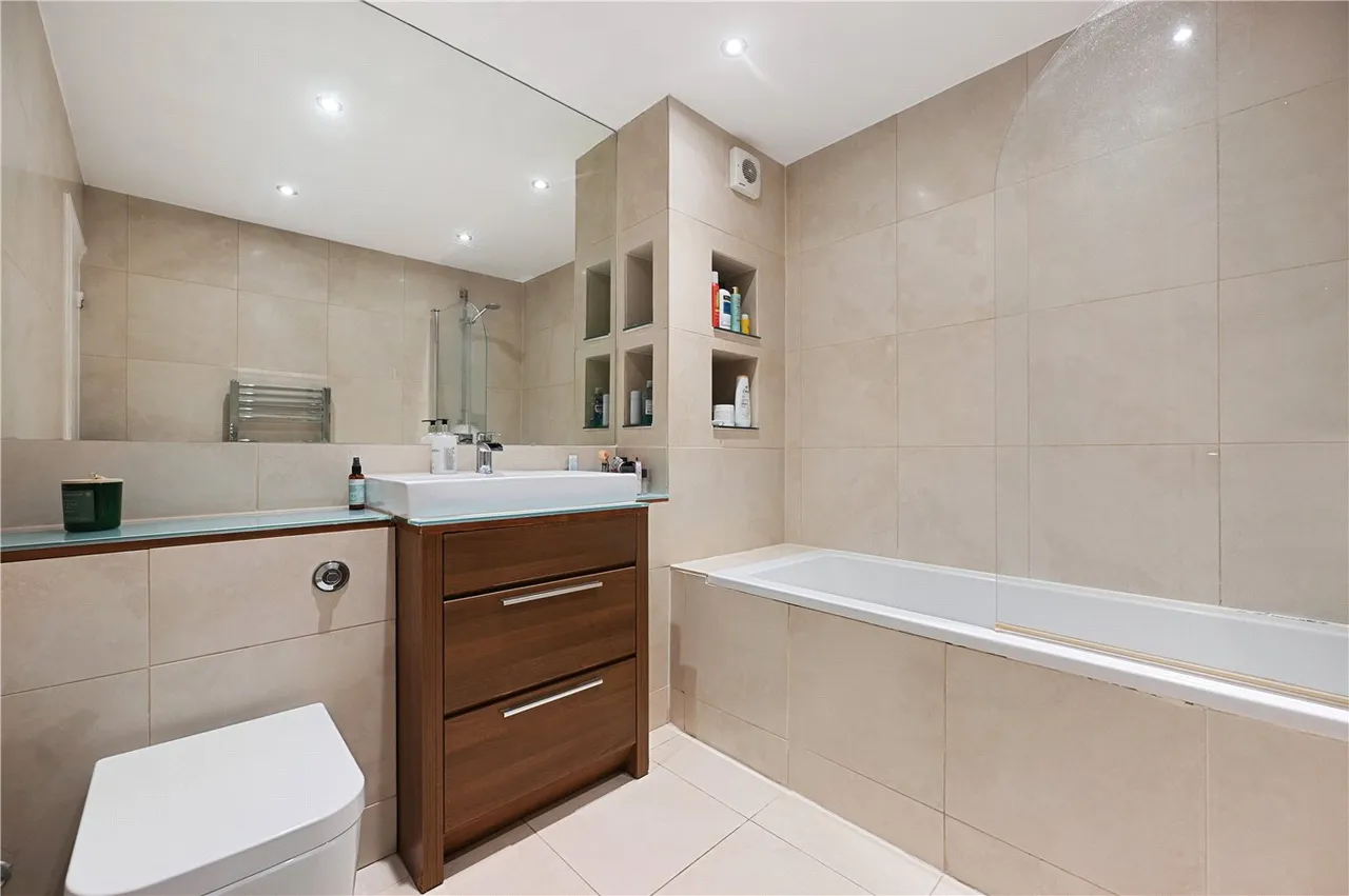 Campden Hill Road, London, W8, photo 6