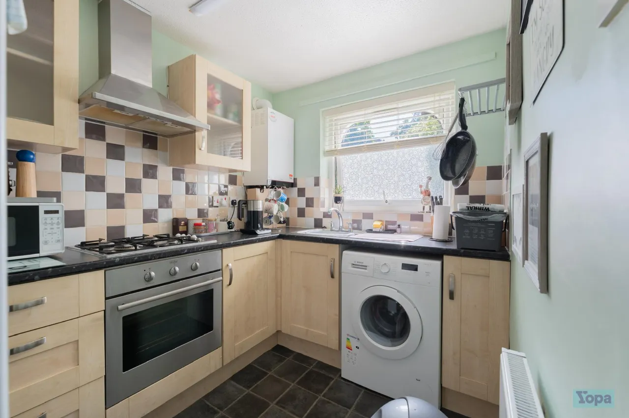 Beresford Road, Prenton, CH43, photo 8