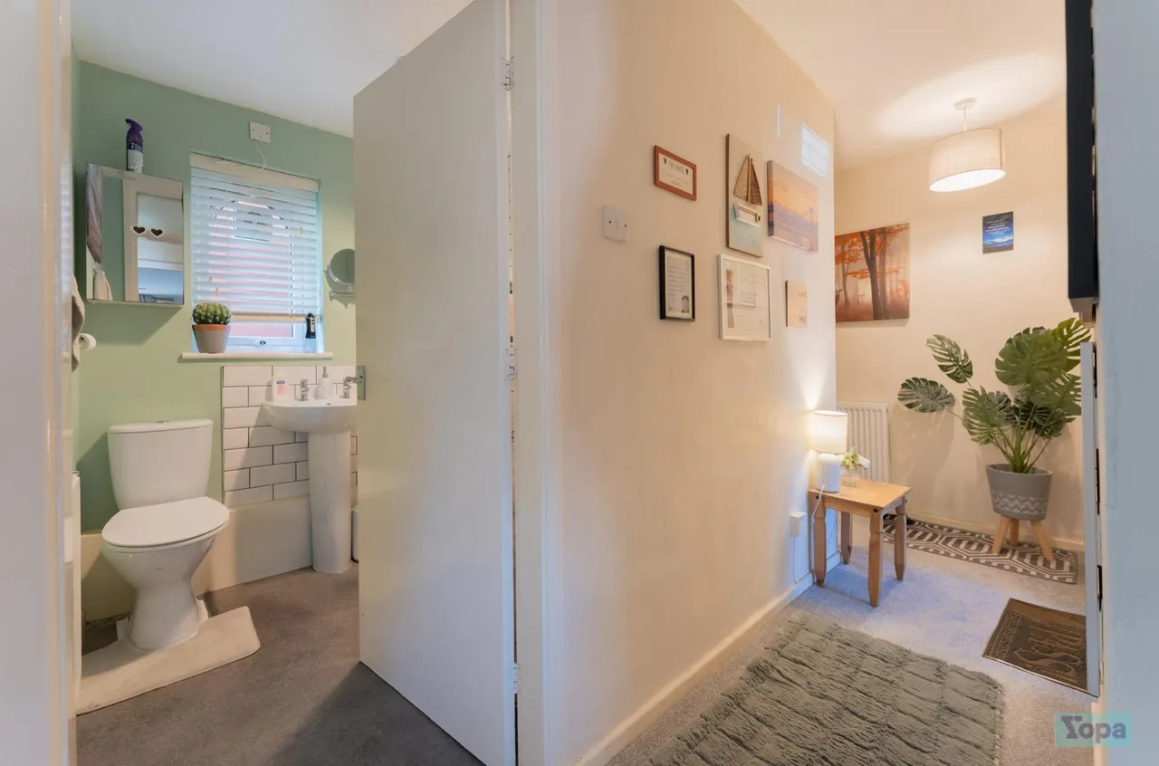 Beresford Road, Prenton, CH43, photo 11