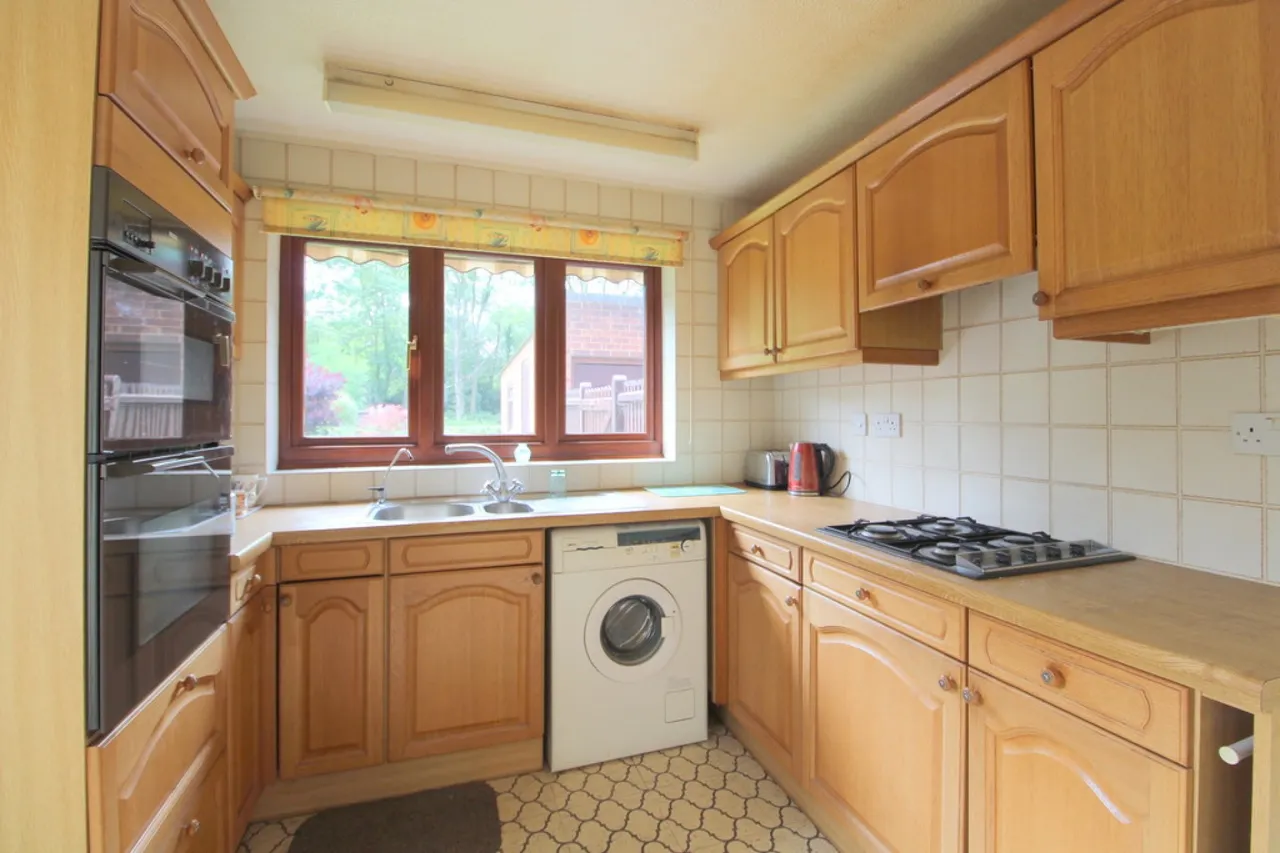 Talbot Road, Ashford, photo 4