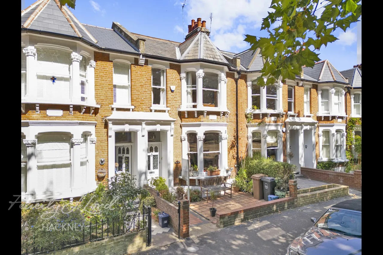 Meynell Crescent, London, E9, photo 12