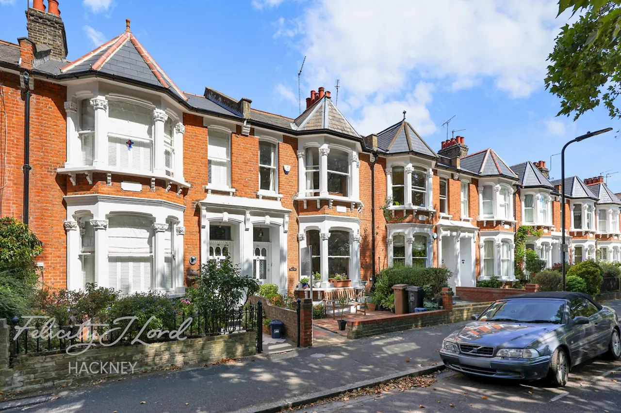 Meynell Crescent, London, E9, photo 5
