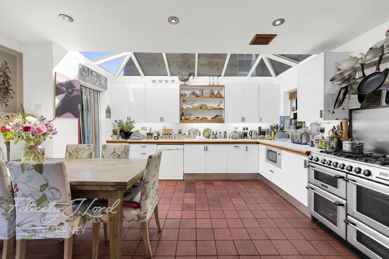Meynell Crescent, London, E9, photo 10