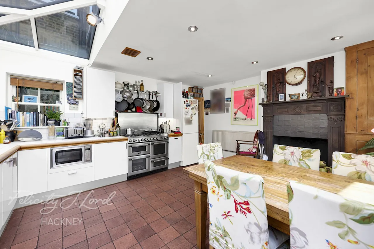 Meynell Crescent, London, E9, photo 4