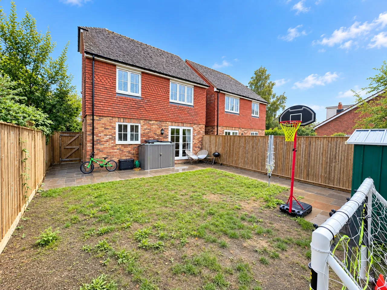 Bishop Close, High Halden, TN26, photo 15