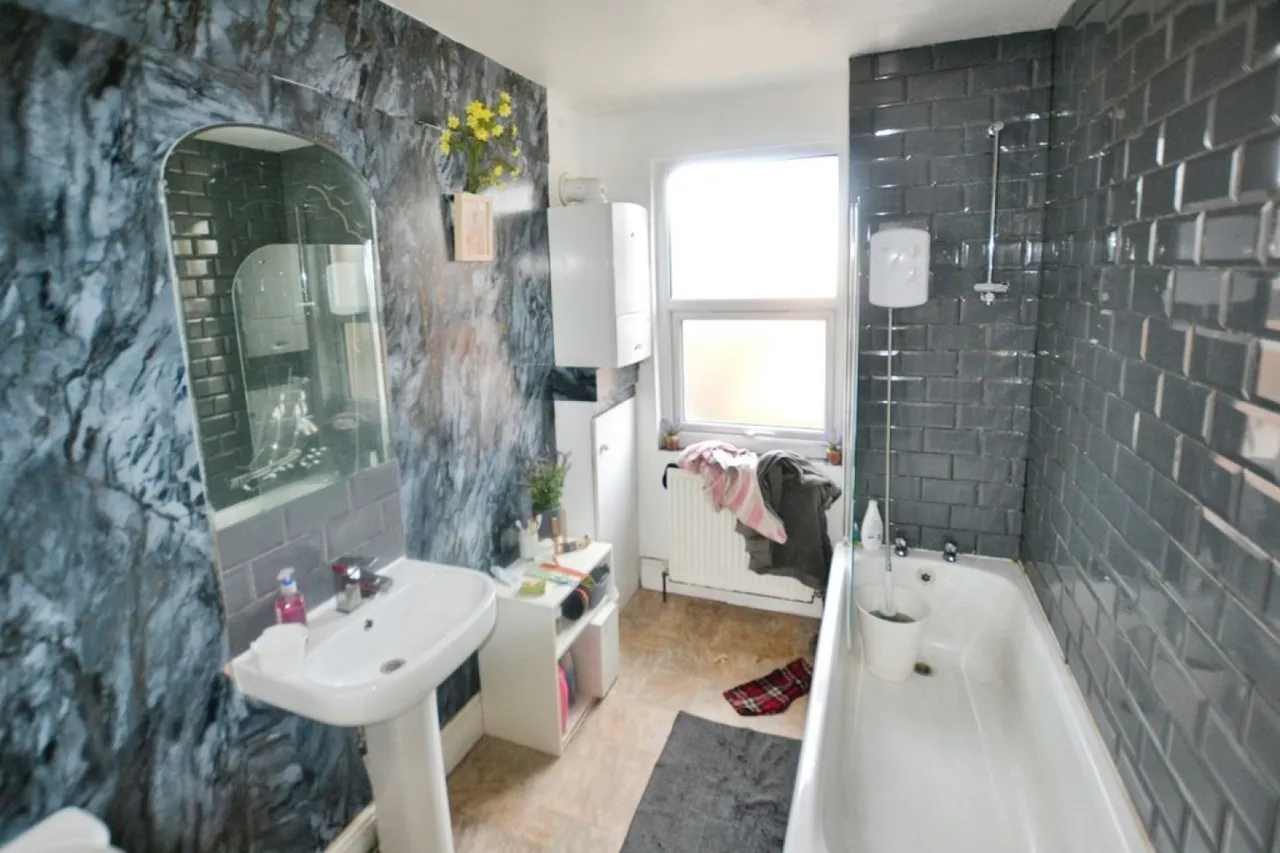 Haddenham Road, Leicester, photo 12
