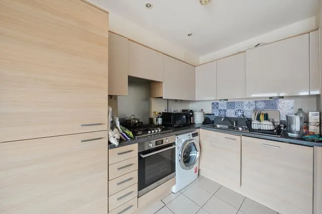 Havergate Way, Reading, RG2, photo 9
