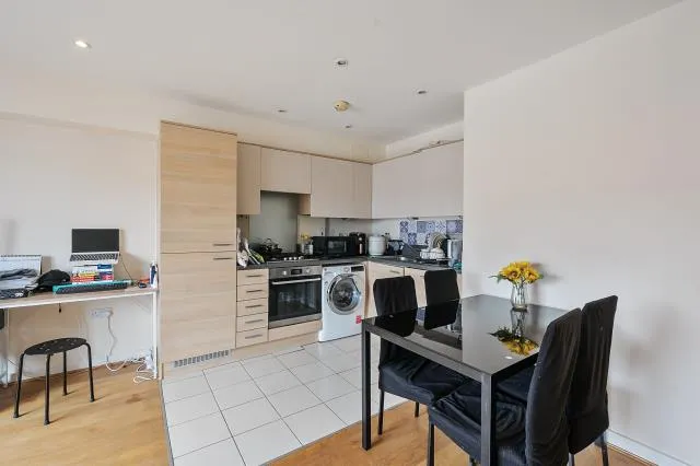 Havergate Way, Reading, RG2, photo 7