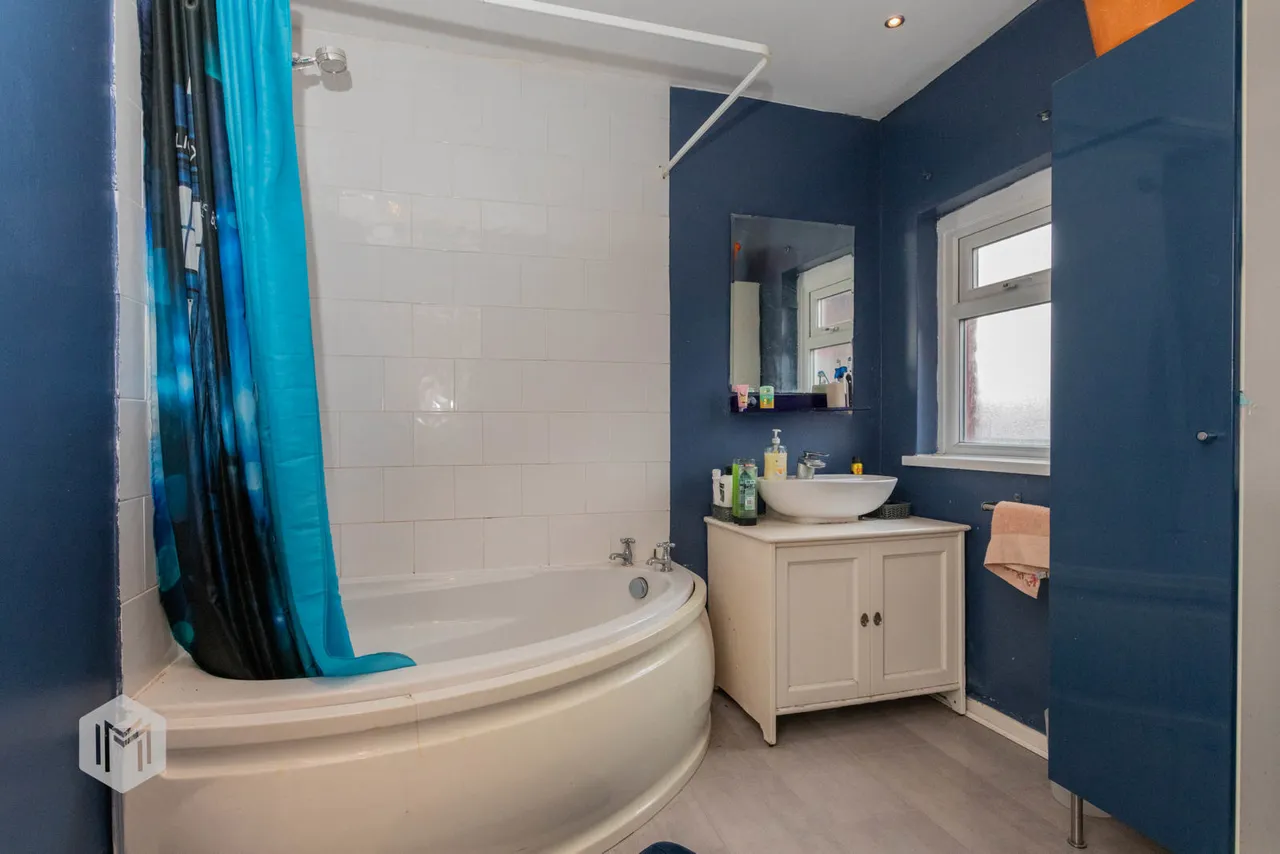 Bradley Avenue, Salford, M7 3RH, photo 11
