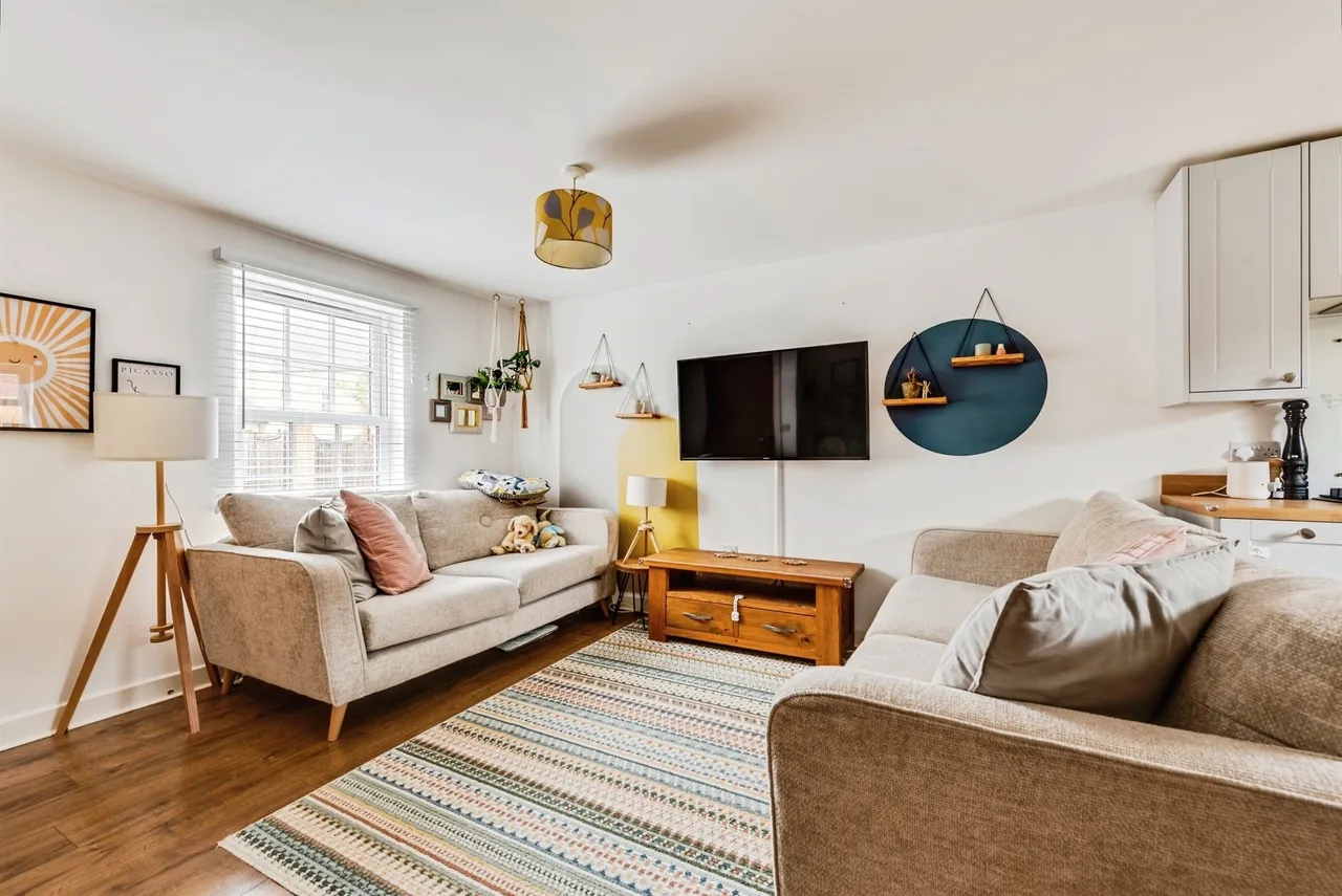 Nunwick Way, Swindon, SN1, photo 2