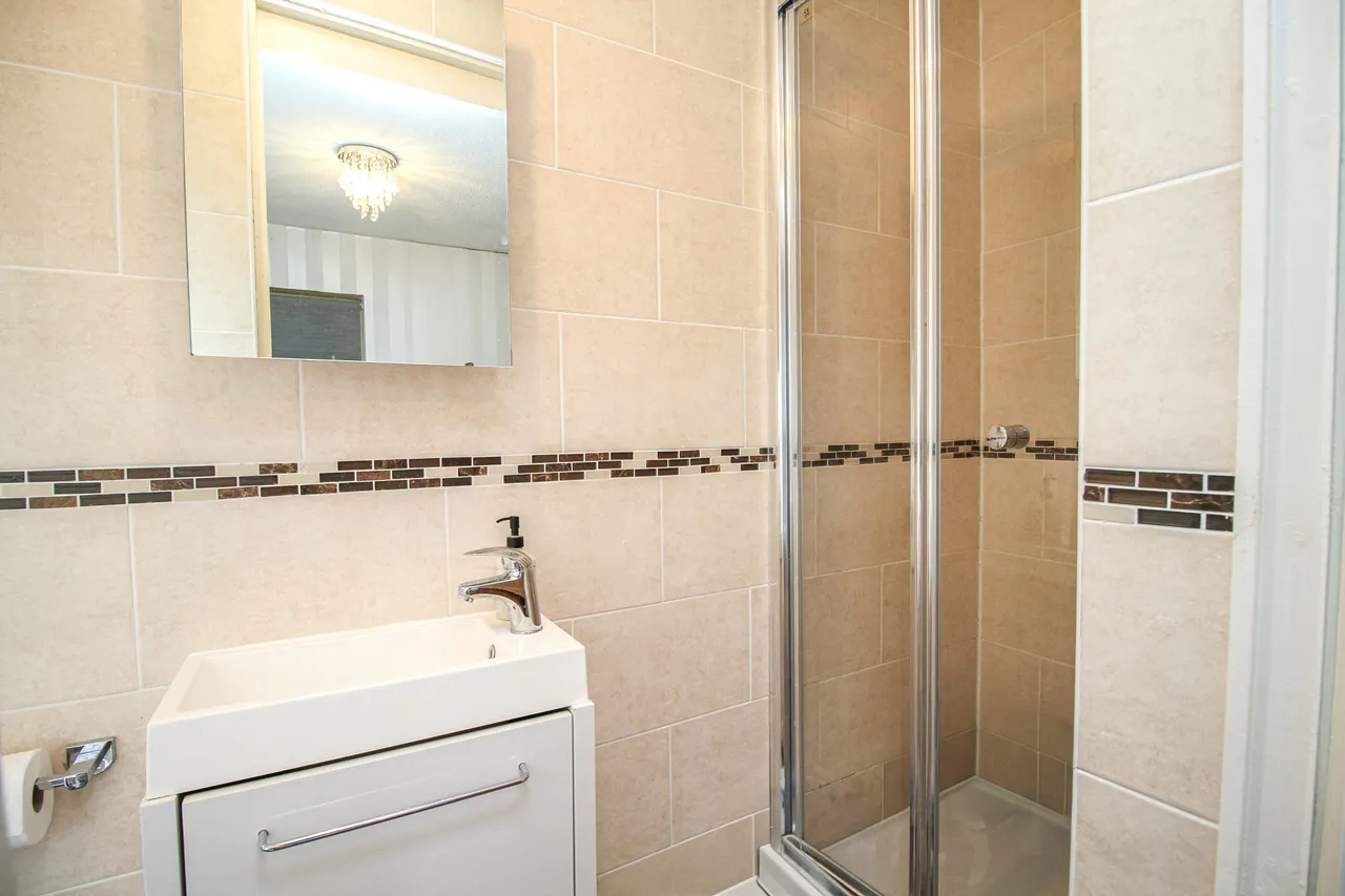 Westover Road, Fleet, GU51 3DF, photo 14