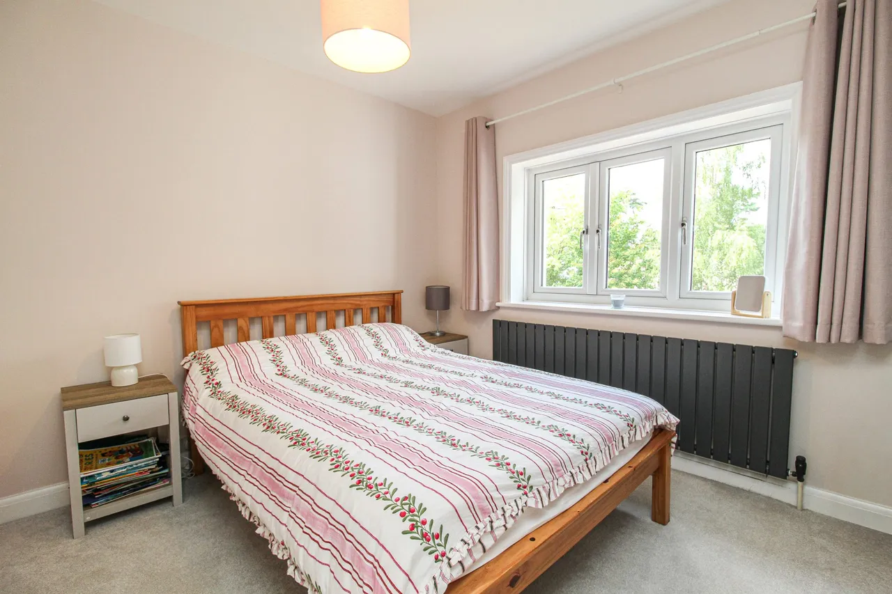 Westover Road, Fleet, GU51 3DF, photo 15