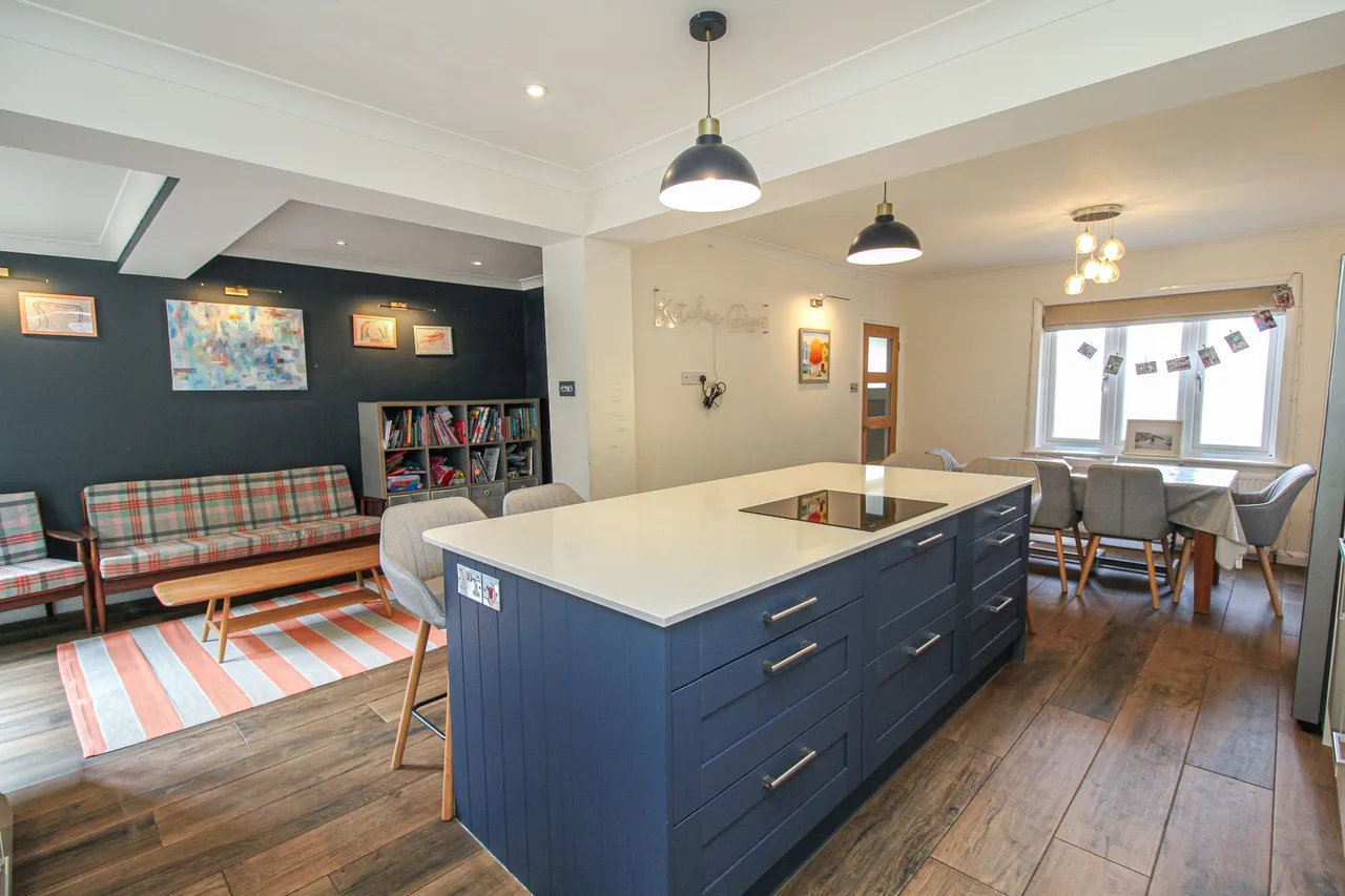 Westover Road, Fleet, GU51 3DF, photo 6