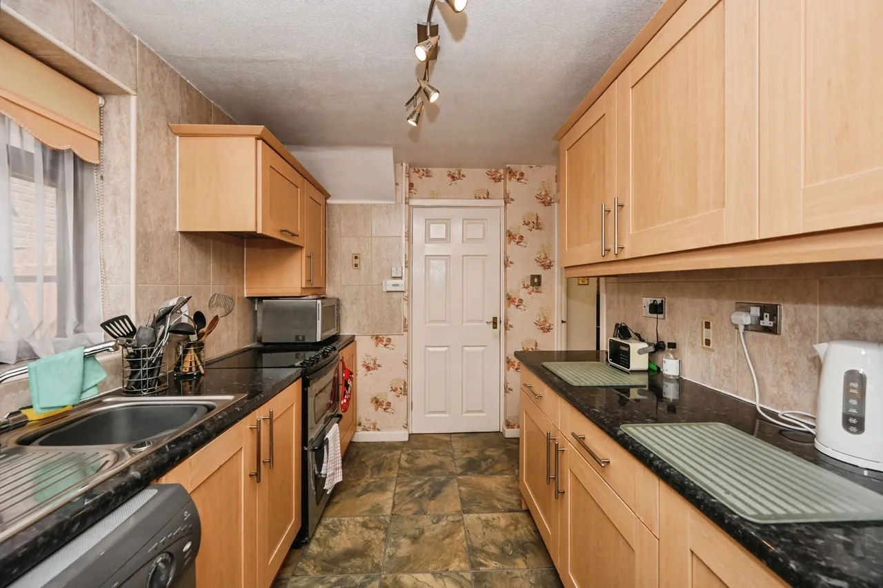 Park Road, Great Sankey, Warrington, Cheshire, WA5, photo 3