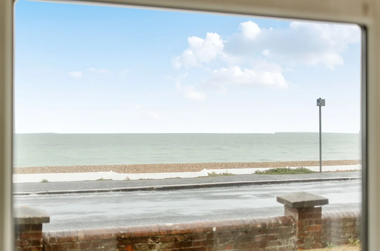 Marine Drive West, Bognor Regis, PO21, photo 16