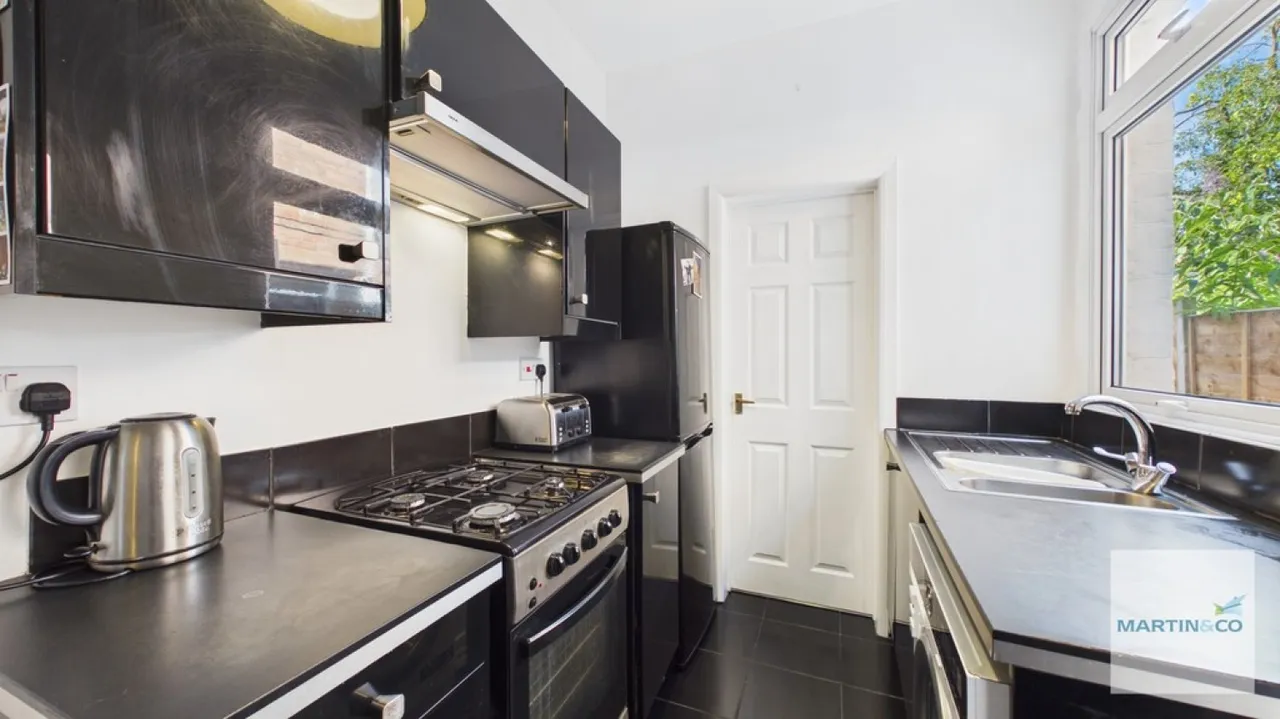 Coles lane, Sutton Coldfield, B72, photo 3