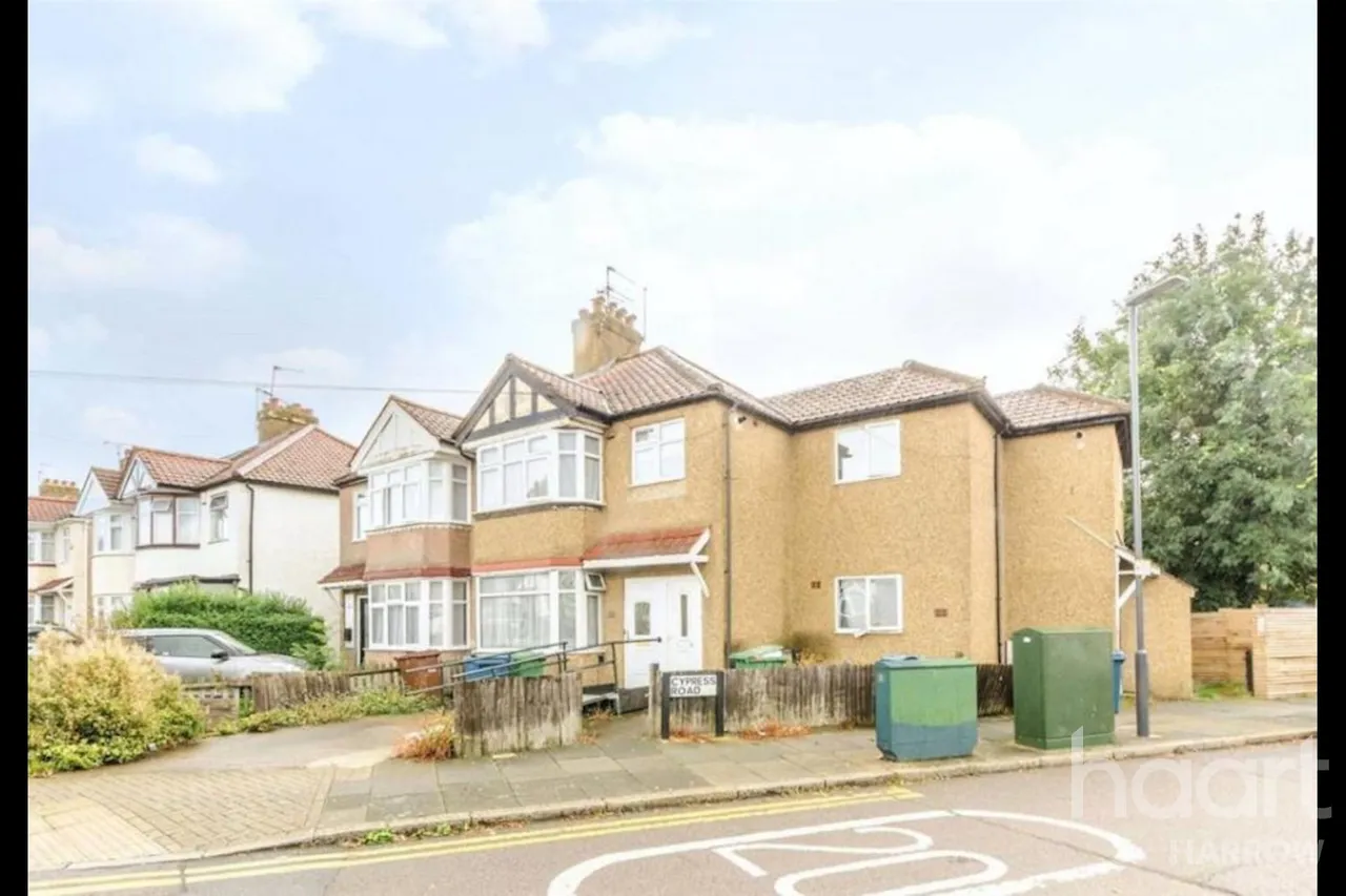 Weald Lane, Harrow, HA3, photo 5