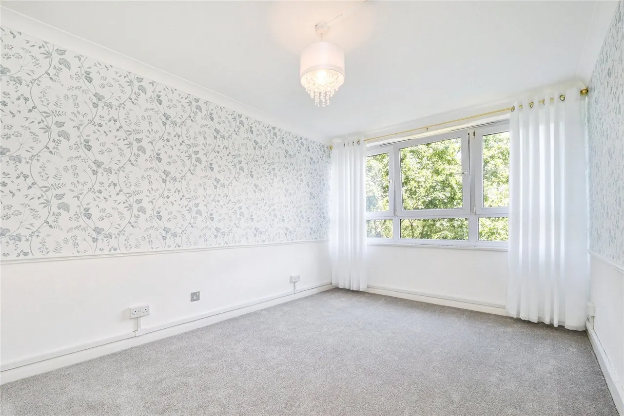 Slewins Close, HORNCHURCH, Essex, RM11, photo 5