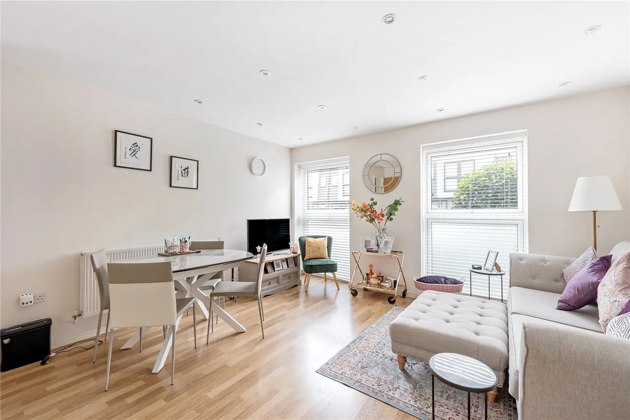 Hitchin Lane, Stanmore, HA7, photo 3