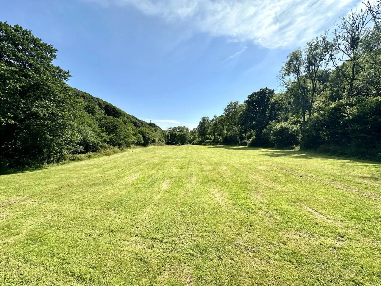 Seven Characterful Cottages & 4.5 Acres, West Down, photo 51
