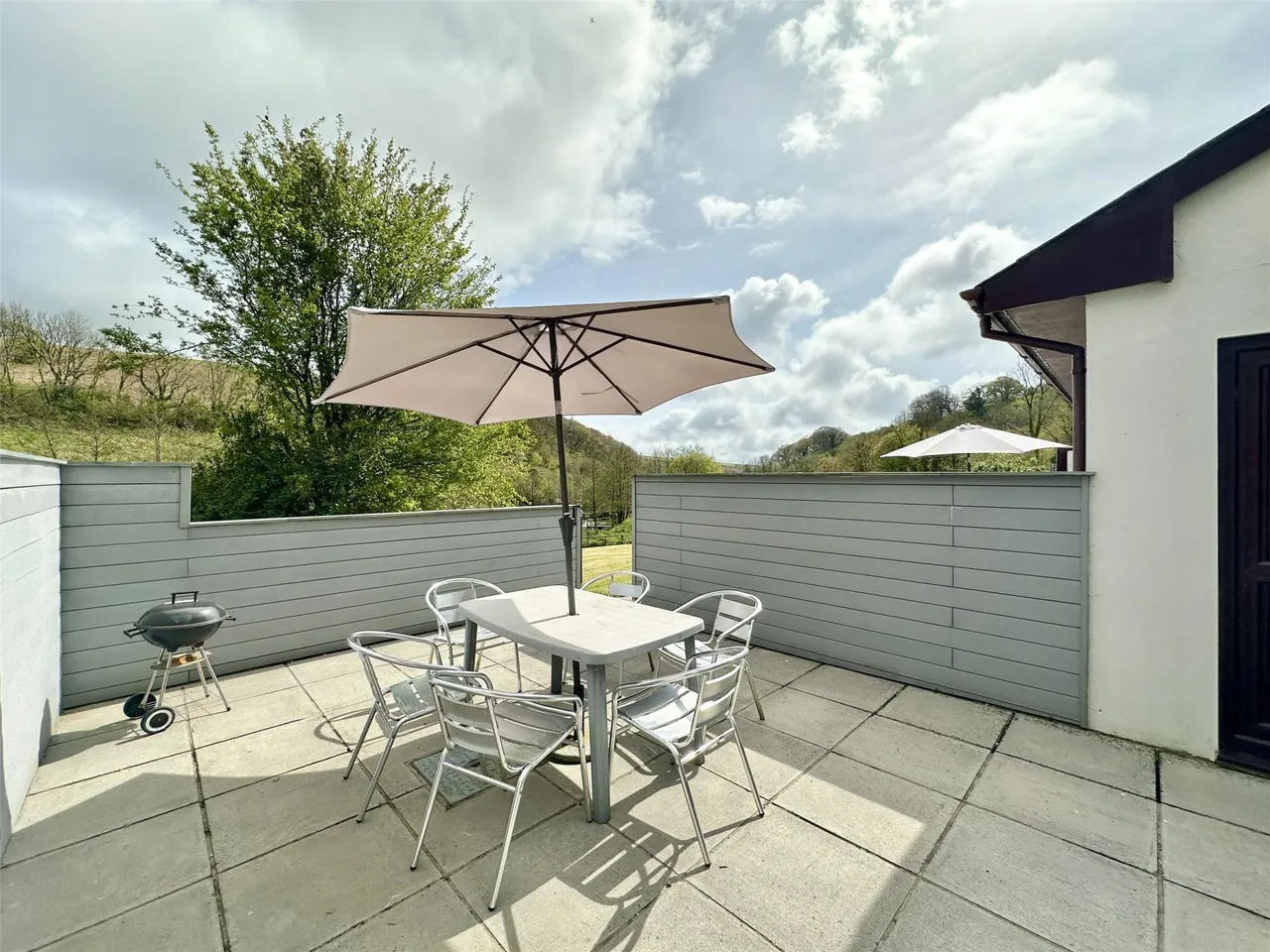Seven Characterful Cottages & 4.5 Acres, West Down, photo 36