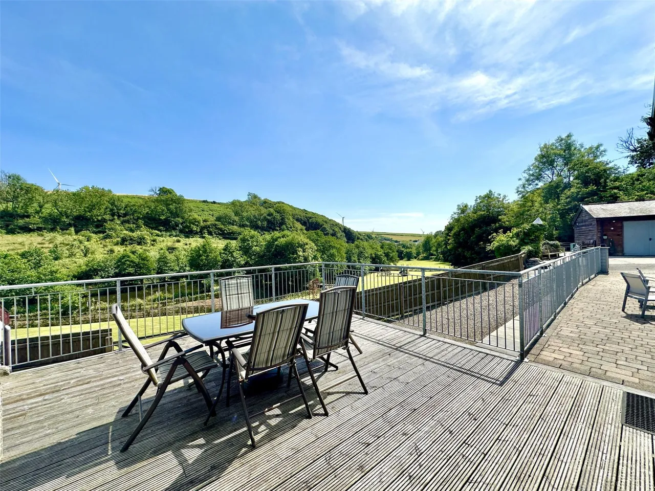 Seven Characterful Cottages & 4.5 Acres, West Down, photo 24