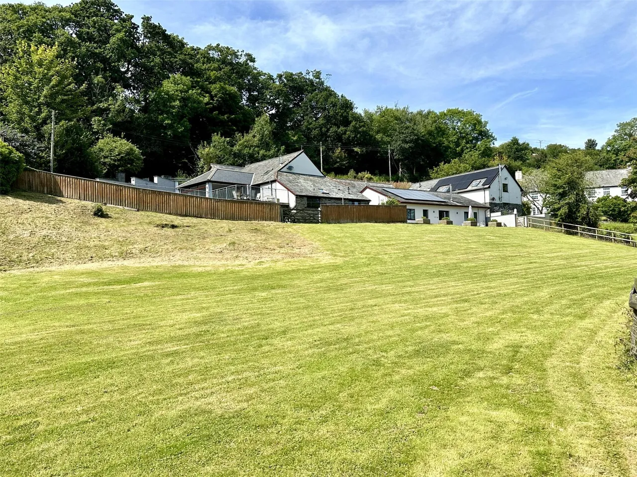 Seven Characterful Cottages & 4.5 Acres, West Down, photo 65